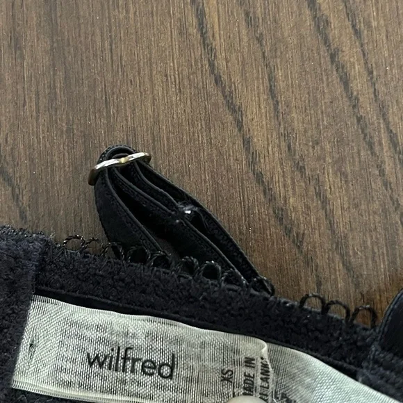 Aritzia Wilfred Meridian Lace Bodysuit, Size XSmall. - Picture 5 of 6